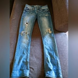 Ladies Hydraulic distressed blue jeans, size 3/4